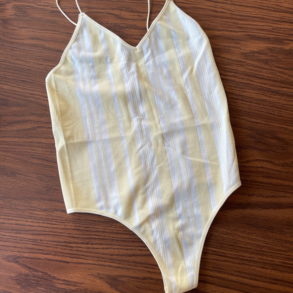 Colsie Yellow and White Bodysuit with Plunging V-Neckline